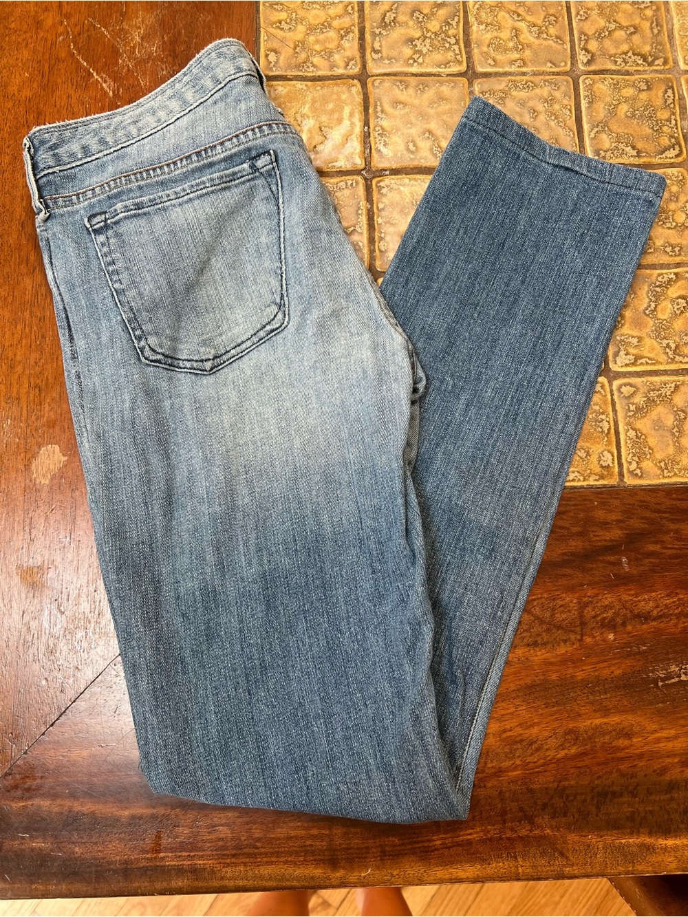 Earnest Sewn Women's Faded Blue Skinny Jeans
